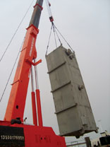 珠海天然氣液化項(xiàng)目冷箱、吸收塔設(shè)備安裝工程